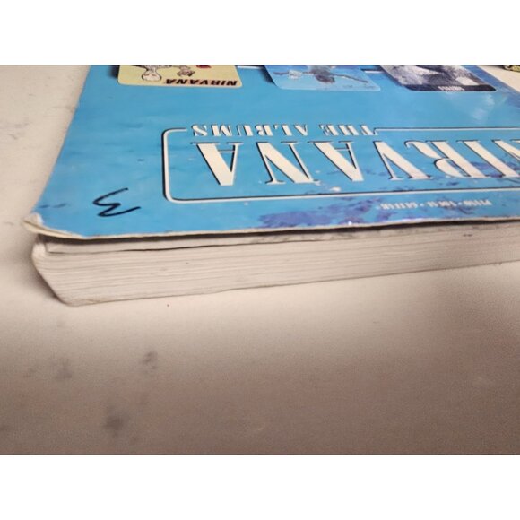 Hal Leonard Nirvana - The Albums Piano, Vocal, Guitar Songbook - Picture 8 of 8